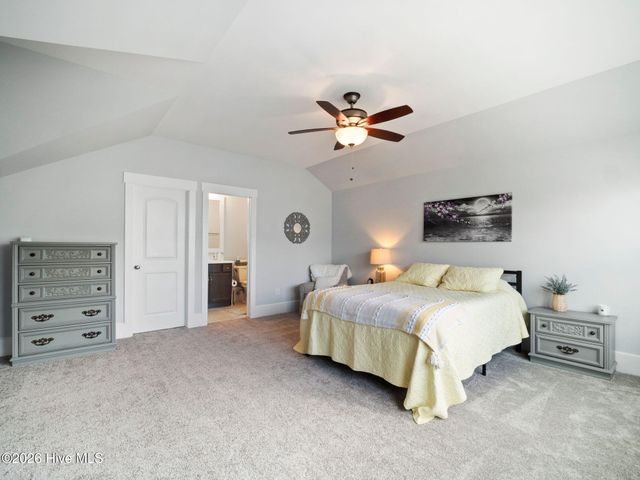 130 Twining Rose Lane, Holly Ridge, NC 28445