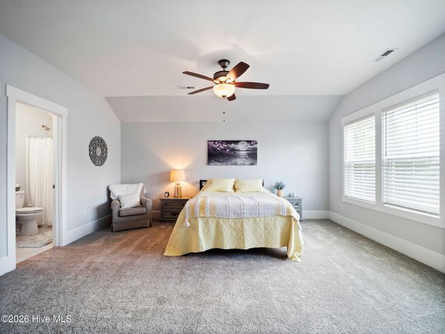 130 Twining Rose Lane, Holly Ridge, NC 28445