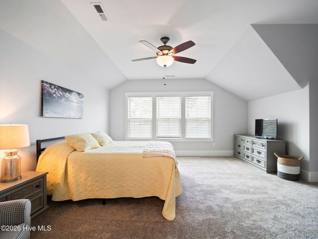 130 Twining Rose Lane, Holly Ridge, NC 28445