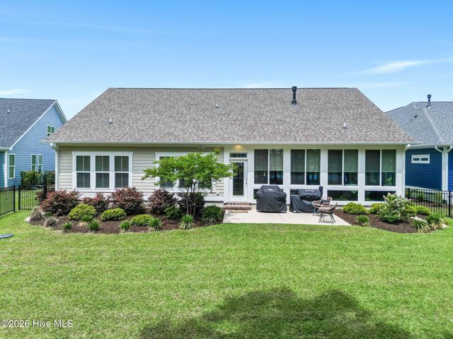 130 Twining Rose Lane, Holly Ridge, NC 28445