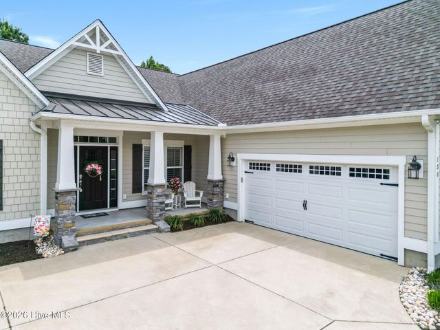 130 Twining Rose Lane, Holly Ridge, NC 28445