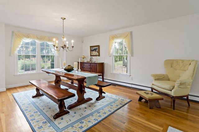 82 Falling Leaf Ln, Barnstable, MA 02655