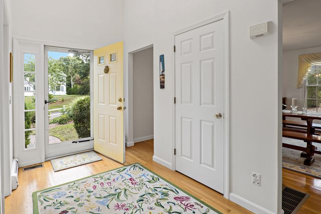 82 Falling Leaf Ln, Barnstable, MA 02655