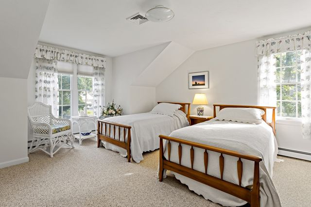 82 Falling Leaf Ln, Barnstable, MA 02655