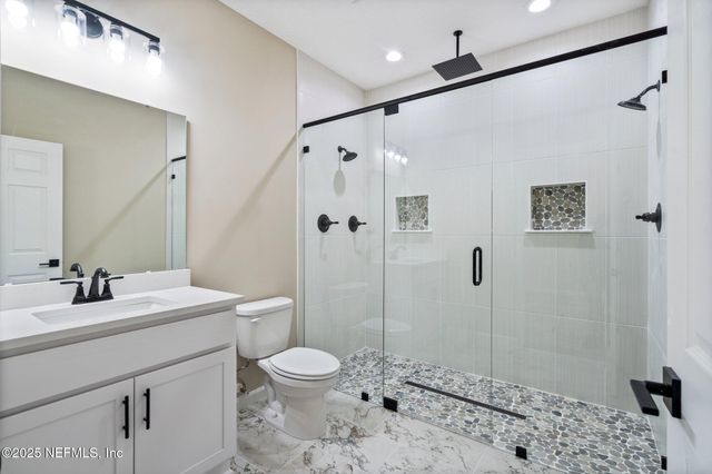 5683 SILVER SANDS Circle, Keystone Heights, FL 32656