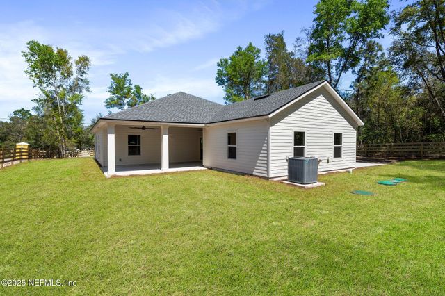 5683 SILVER SANDS Circle, Keystone Heights, FL 32656