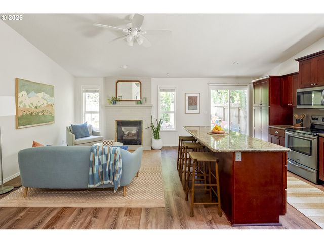 5023 Se APPENINE Way, Milwaukie, OR 97222