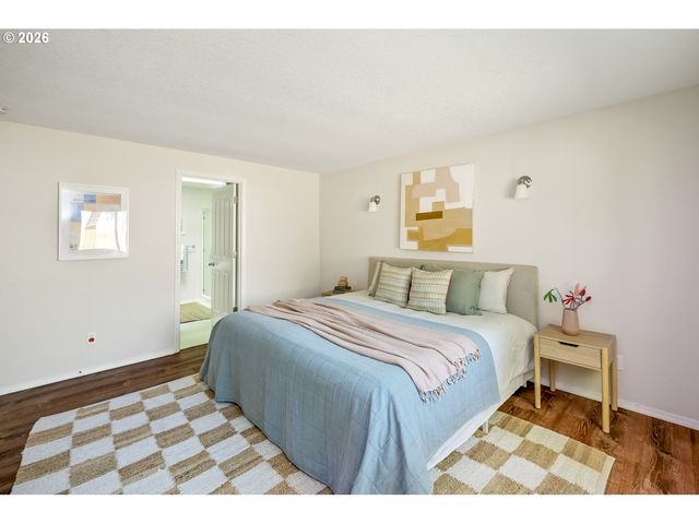 5023 Se APPENINE Way, Milwaukie, OR 97222