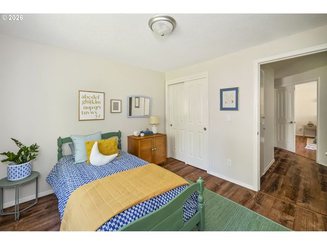 5023 Se APPENINE Way, Milwaukie, OR 97222