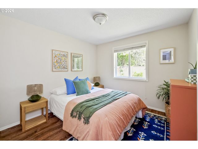 5023 Se APPENINE Way, Milwaukie, OR 97222