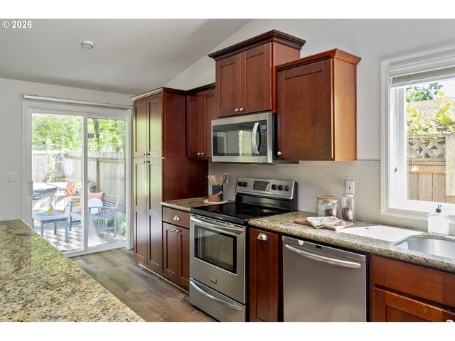 5023 Se APPENINE Way, Milwaukie, OR 97222