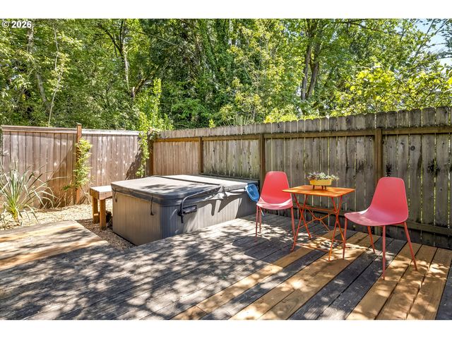 5023 Se APPENINE Way, Milwaukie, OR 97222