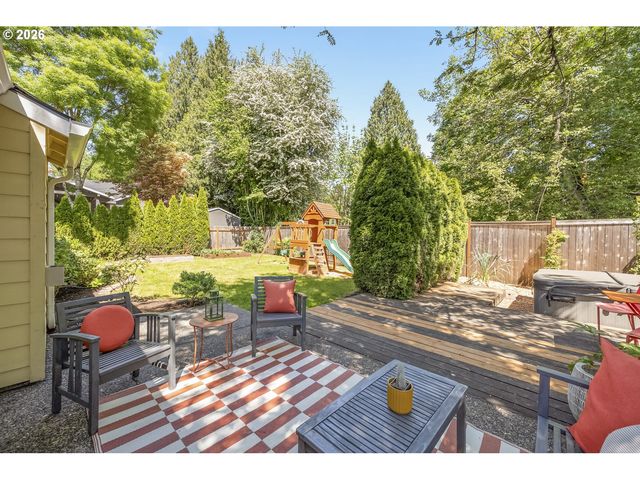 5023 Se APPENINE Way, Milwaukie, OR 97222
