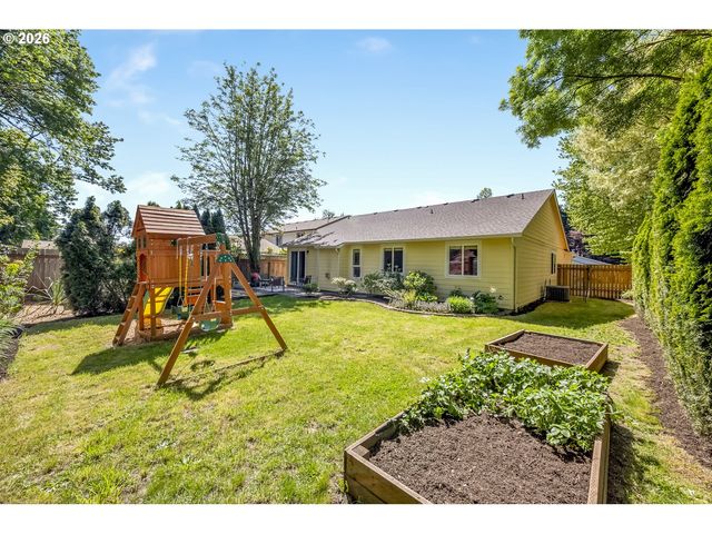 5023 Se APPENINE Way, Milwaukie, OR 97222