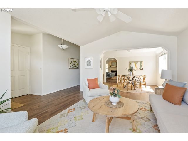 5023 Se APPENINE Way, Milwaukie, OR 97222