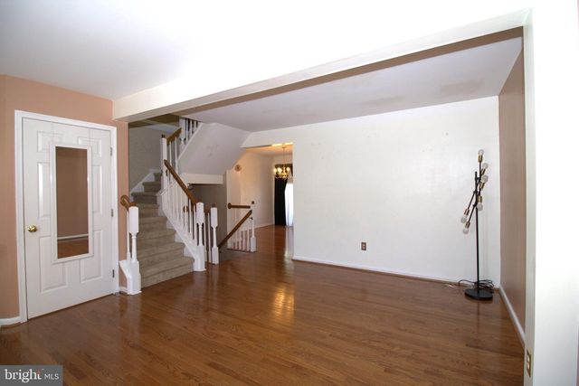 16 HIBISCUS DR, Newark, DE 19702