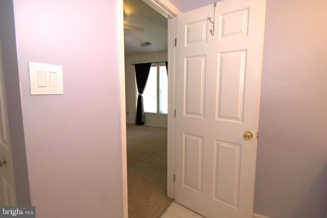 16 HIBISCUS DR, Newark, DE 19702