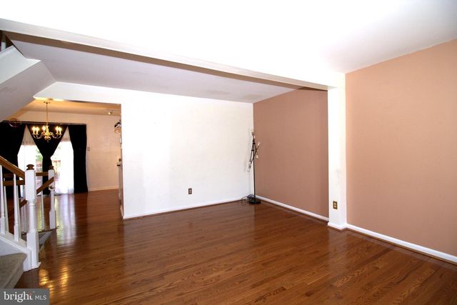 16 HIBISCUS DR, Newark, DE 19702