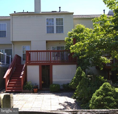 16 HIBISCUS DR, Newark, DE 19702