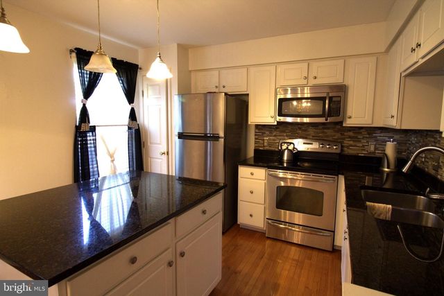 16 HIBISCUS DR, Newark, DE 19702