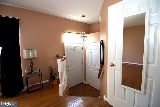 16 HIBISCUS DR, Newark, DE 19702
