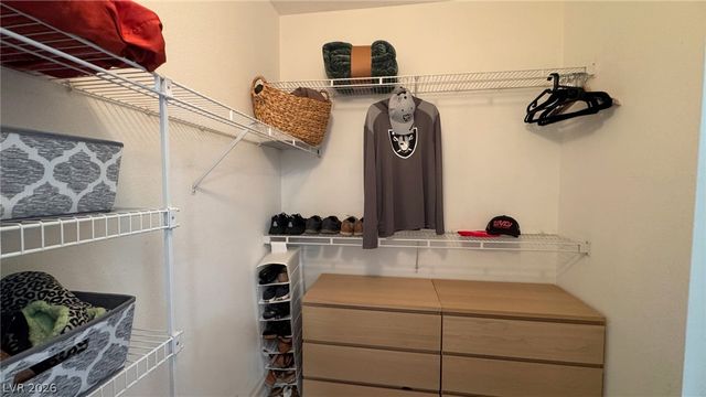 8304 Apple Glaze Avenue 203, Las Vegas, NV 89145