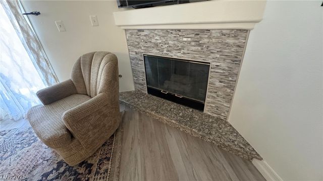8304 Apple Glaze Avenue 203, Las Vegas, NV 89145