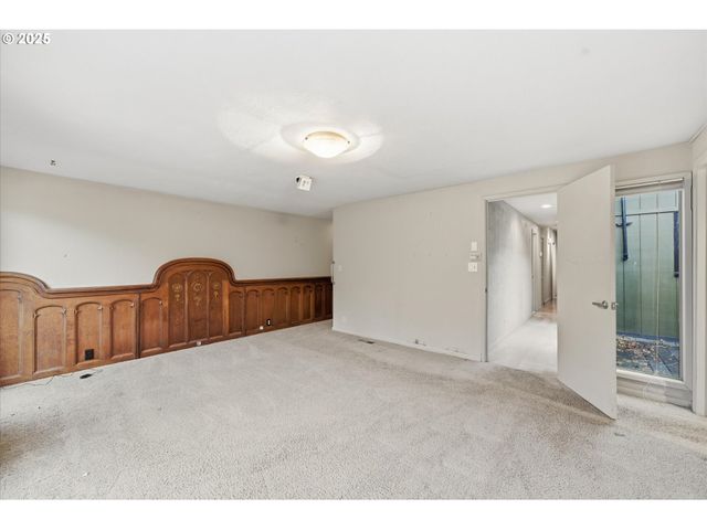 1745 23RD Ave, Longview, WA 98632