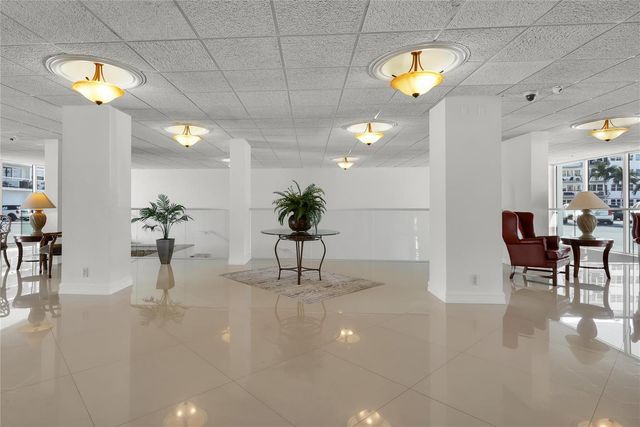2715 N Ocean Boulevard 7d, Fort Lauderdale, FL 33308