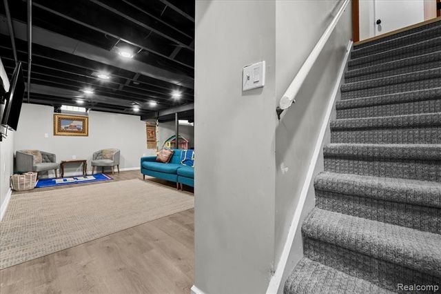 6716 Rosedale Boulevard, Allen Park City, MI 48101