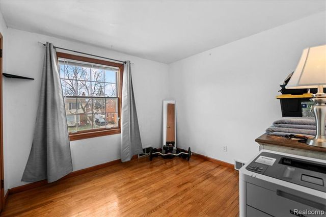 6716 Rosedale Boulevard, Allen Park City, MI 48101