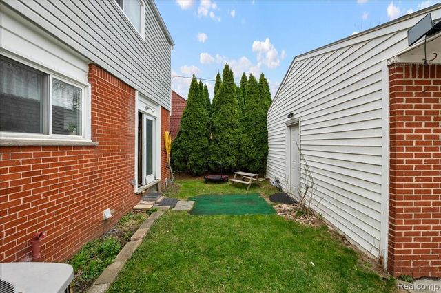 6716 Rosedale Boulevard, Allen Park City, MI 48101