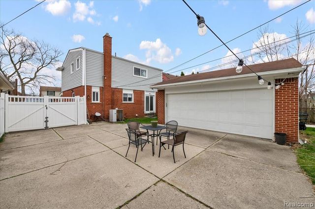 6716 Rosedale Boulevard, Allen Park City, MI 48101