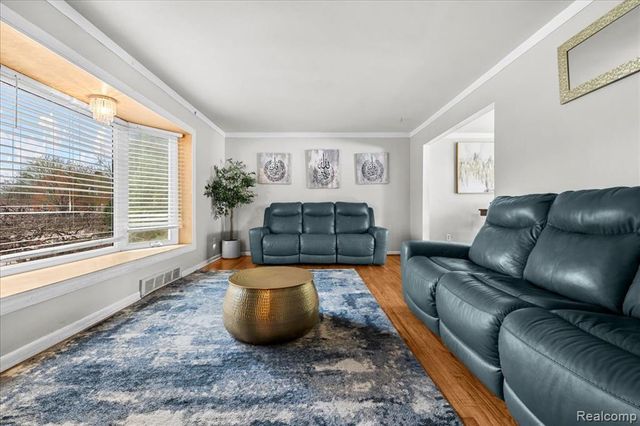 6716 Rosedale Boulevard, Allen Park City, MI 48101