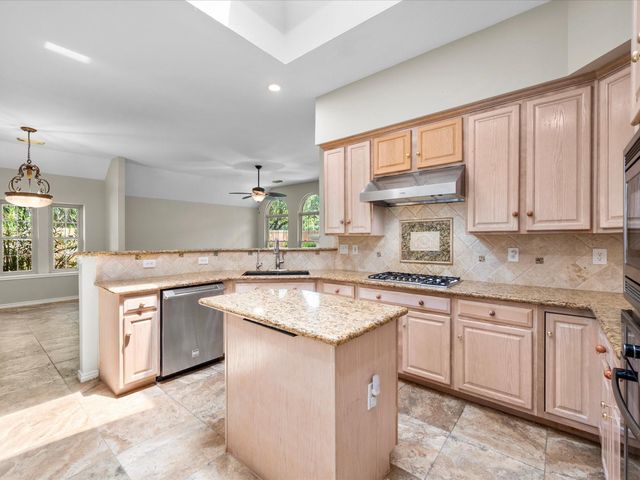 2707 Cheryl Court, Missouri City, TX 77459