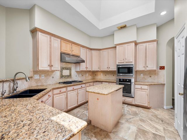 2707 Cheryl Court, Missouri City, TX 77459