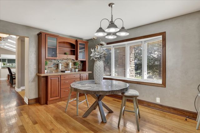 5992 Palisades Parkway, Rockford, IL 61109