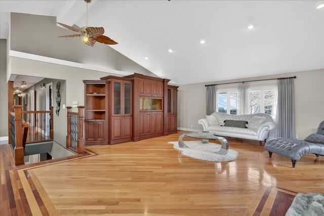 5992 Palisades Parkway, Rockford, IL 61109