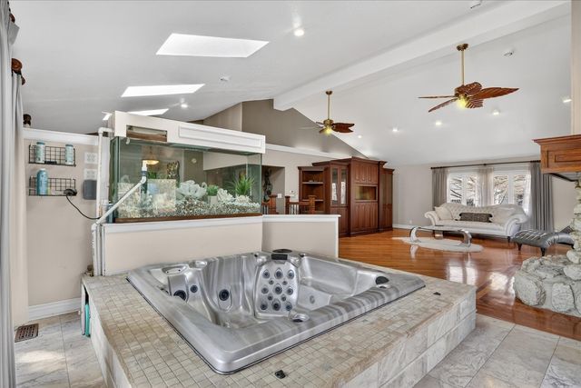 5992 Palisades Parkway, Rockford, IL 61109