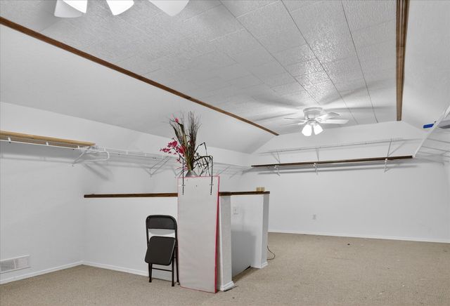 5992 Palisades Parkway, Rockford, IL 61109