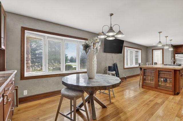 5992 Palisades Parkway, Rockford, IL 61109