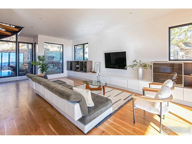 210 Cactus Ct, Boulder, CO 80304