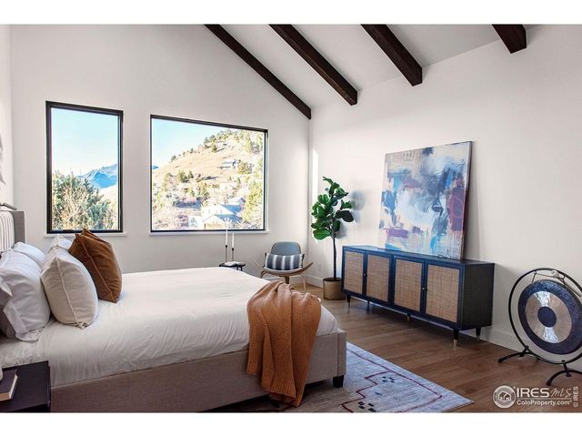 210 Cactus Ct, Boulder, CO 80304