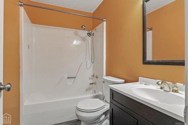 4730 Lonoke Lane, Jonesboro, AR 72404