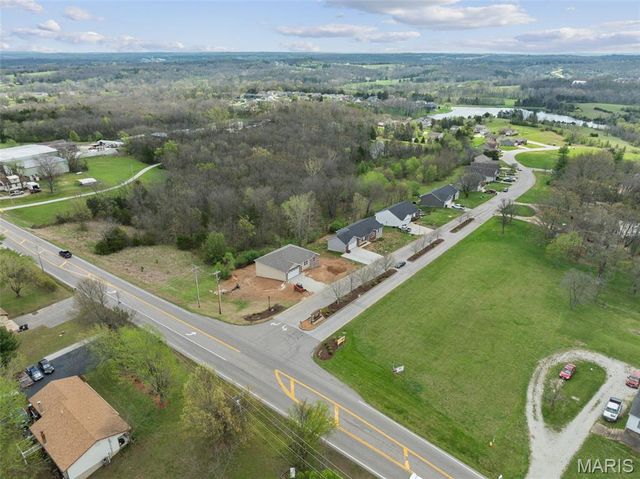 504 Summer Hill Lane, Washington, MO 63090
