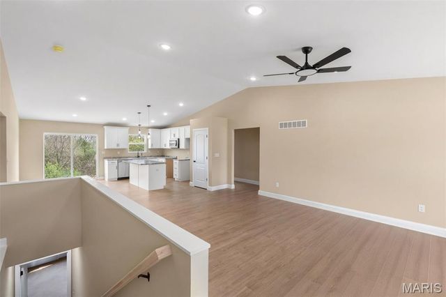 504 Summer Hill Lane, Washington, MO 63090