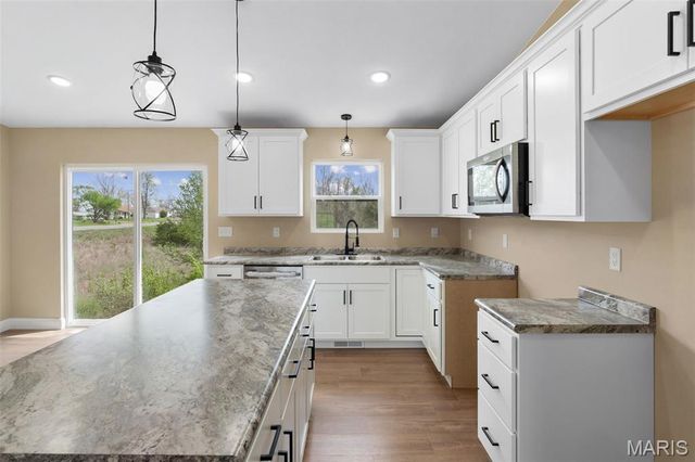 504 Summer Hill Lane, Washington, MO 63090