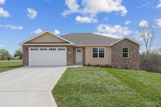 504 Summer Hill Lane, Washington, MO 63090