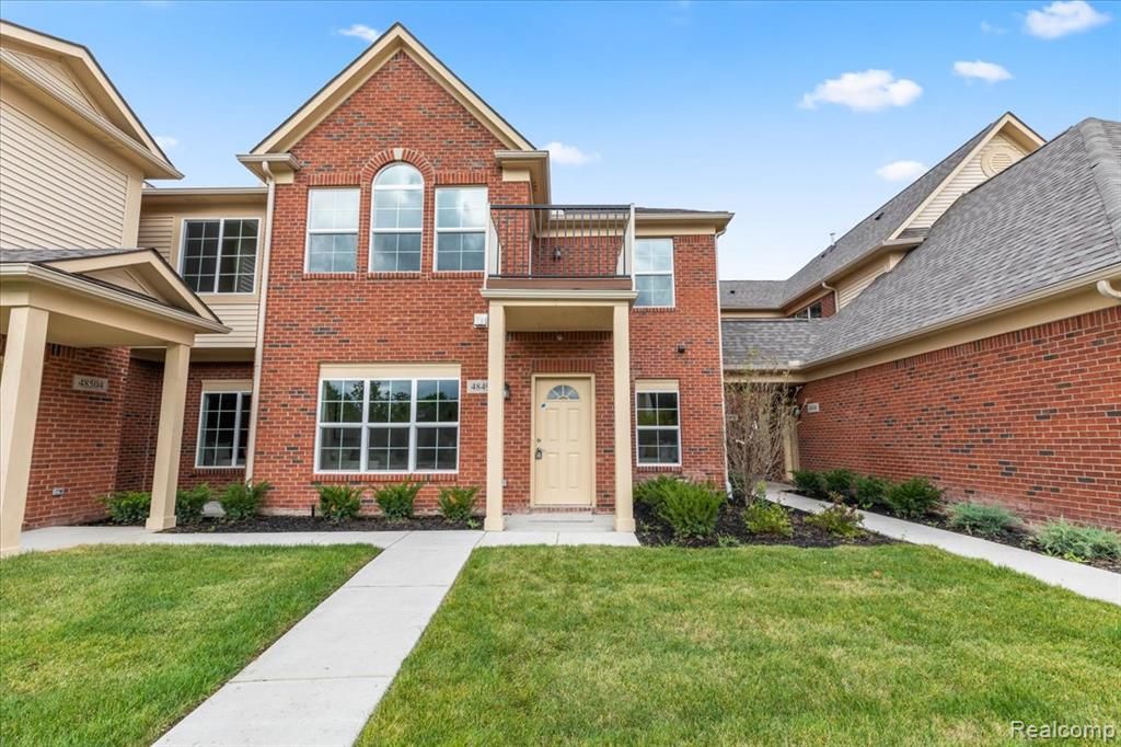 48480 Bridge Way 570, Canton, MI 48188