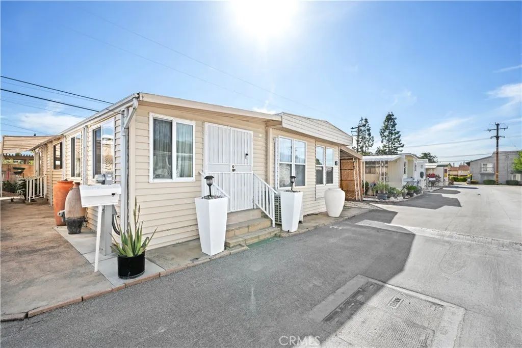 1030 Bradbourne 31, Duarte, CA 91010